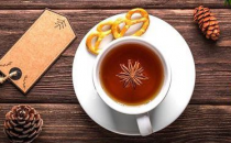 红茶适合秋季与冬季饮用