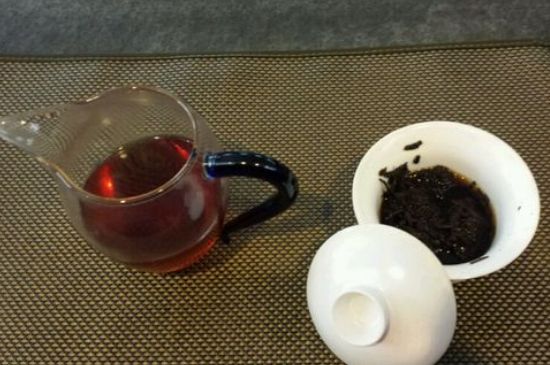 黑茶煮多久就得换掉，黑茶能煮几天都不坏