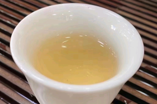白茶牡丹王的特点，福鼎白茶牡丹王口感描述