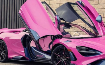 独一无二的迈凯轮765LT是完美的粉红色