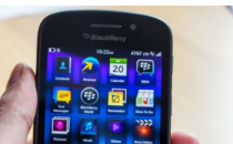 2月21日黑莓智能手机从今天起不再工作