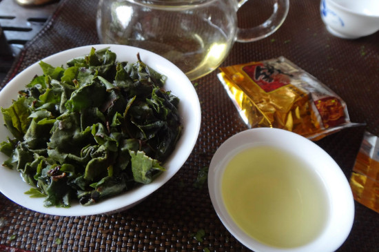 铁观音是乌龙茶还是绿茶，铁观音茶叶属于哪类茶？
