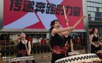 成都马拉松鸣抢开跑万人脚步丈量新成都
