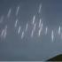韩国济州岛夜空出现不明“光柱”