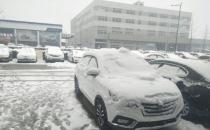 大雪扯掉新能源汽车的“遮羞布”