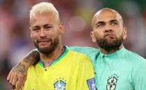 内马尔在世界杯出局后向巴西主帅蒂特发送了情感告别信息