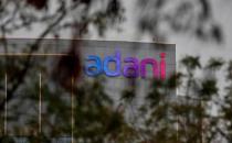 大佬联手看空！Ackman：对印度首富的做空报告“高度可信”（华尔街之狼和印度首富的对决）