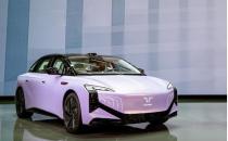 红旗全新L5发布 两款新能源车型亮相