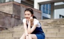 小女孩青春叛逆期如何教育（多倾听少说教）
