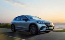奔驰EQE SUV售48.6万起 标配四驱续航613km
