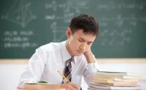 ​高中孩子的成绩退步怎么办（平和对待 认真分析）