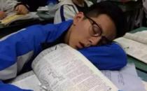 ​高中生上课经常睡觉是什么情况（睡眠不足贫血和营养不良）