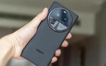 ​OPPO Find X7 系列手机渲染图曝光搭载潜望镜头 提供拼接配色