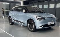 ​定位纯电小型车明年1月上市 东风纳米01实车首发