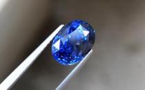 ​蓝宝石的正确挑选方法（从颜色晶体 切割以及大小来进行挑选）