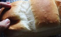 ​庞多米版热狗面包