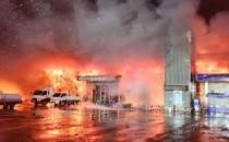 韩国一市场发生重大火灾 227家店铺全部烧毁 