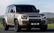 搭载4.4T V8轻混动力系统，路虎发布卫士OCTA车型官图